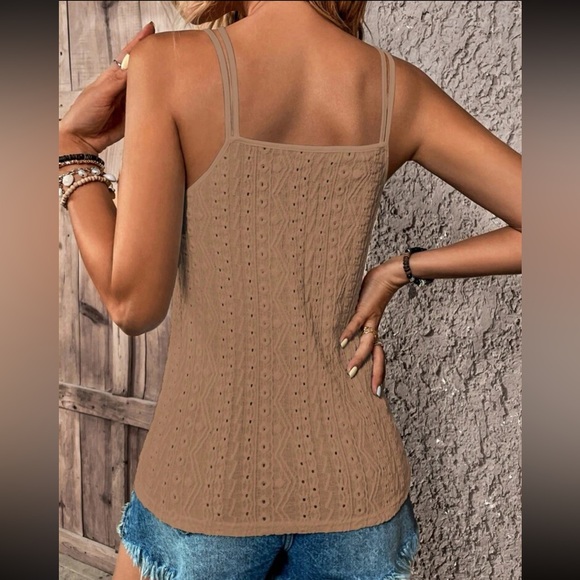 Boho burgundy cutout cami top - Picture 15 of 16